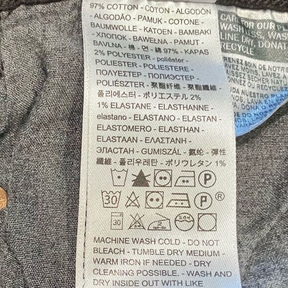 Levi’s Wedgie Straight Ankle Jeans in Distressed Dark Black Women’s 27 - Picture 15 of 15